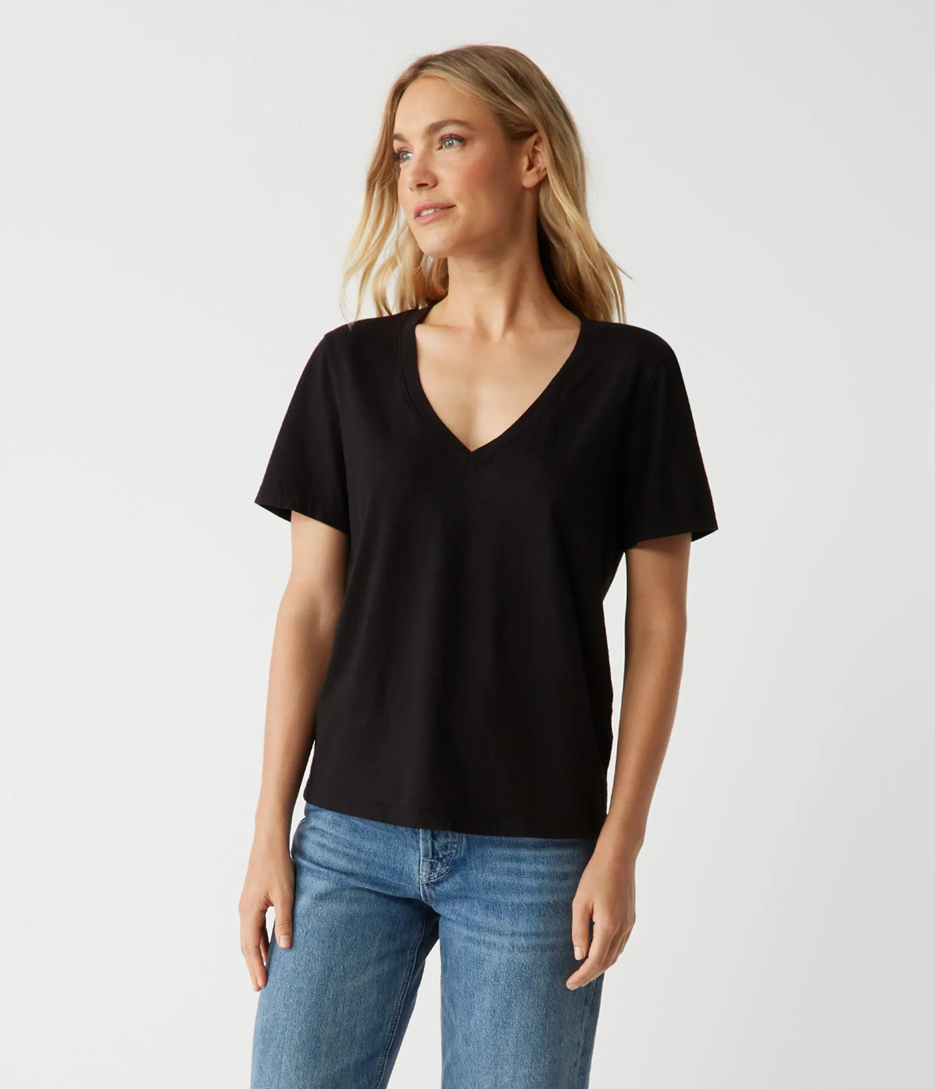 Daria V-Neck Tee