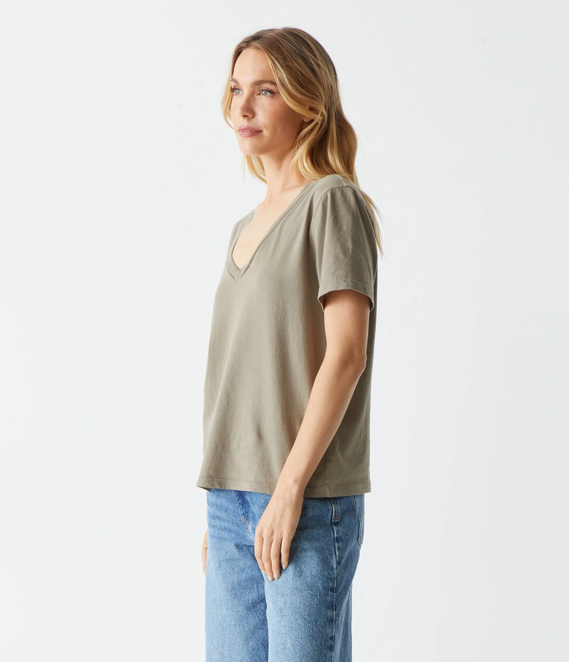 Daria V-Neck Tee